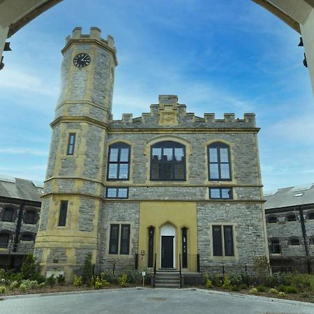 Air Maison - Converted Prison Flat With Parking Apartment Portsmouth Exterior photo